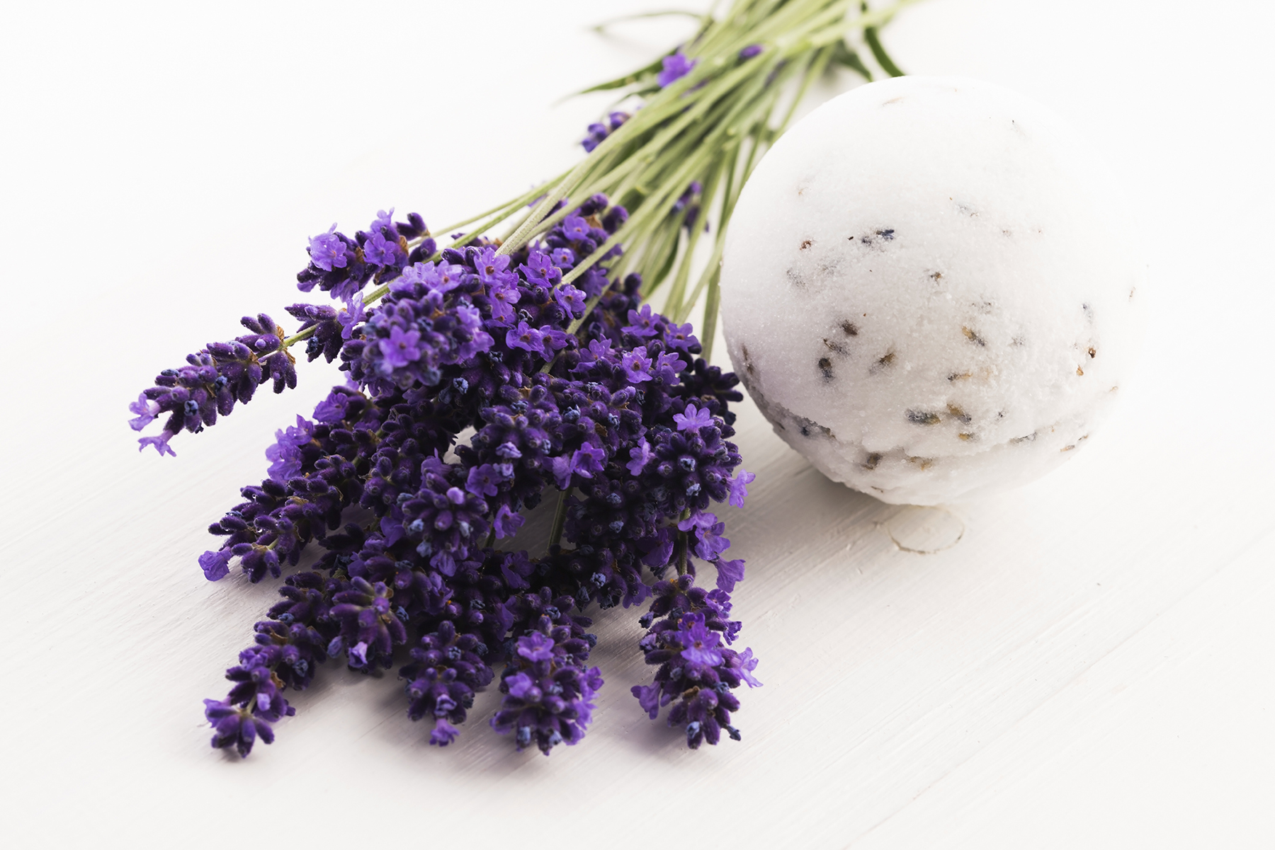 Organic Lavender Bud Bath Bomb